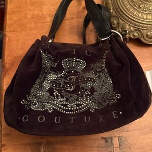 JUICY COUTURE BAG SOME PILLING PICTURED ON THE INSIDE